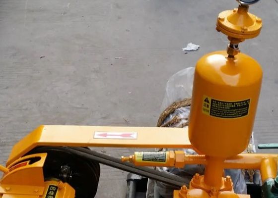 BW 160 トラクター搭載掘削機で使用される掘削泥ポンプ