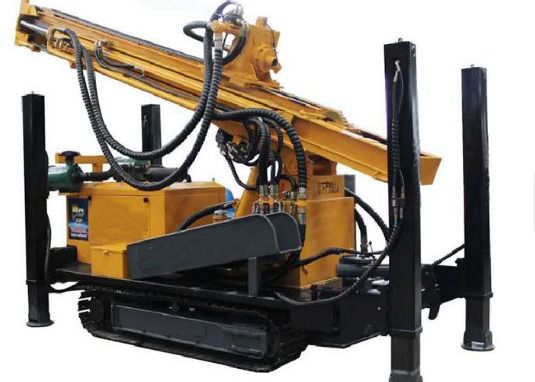200mレール式水力システム 液圧式DTH トラクター 搭載ドリルリグ